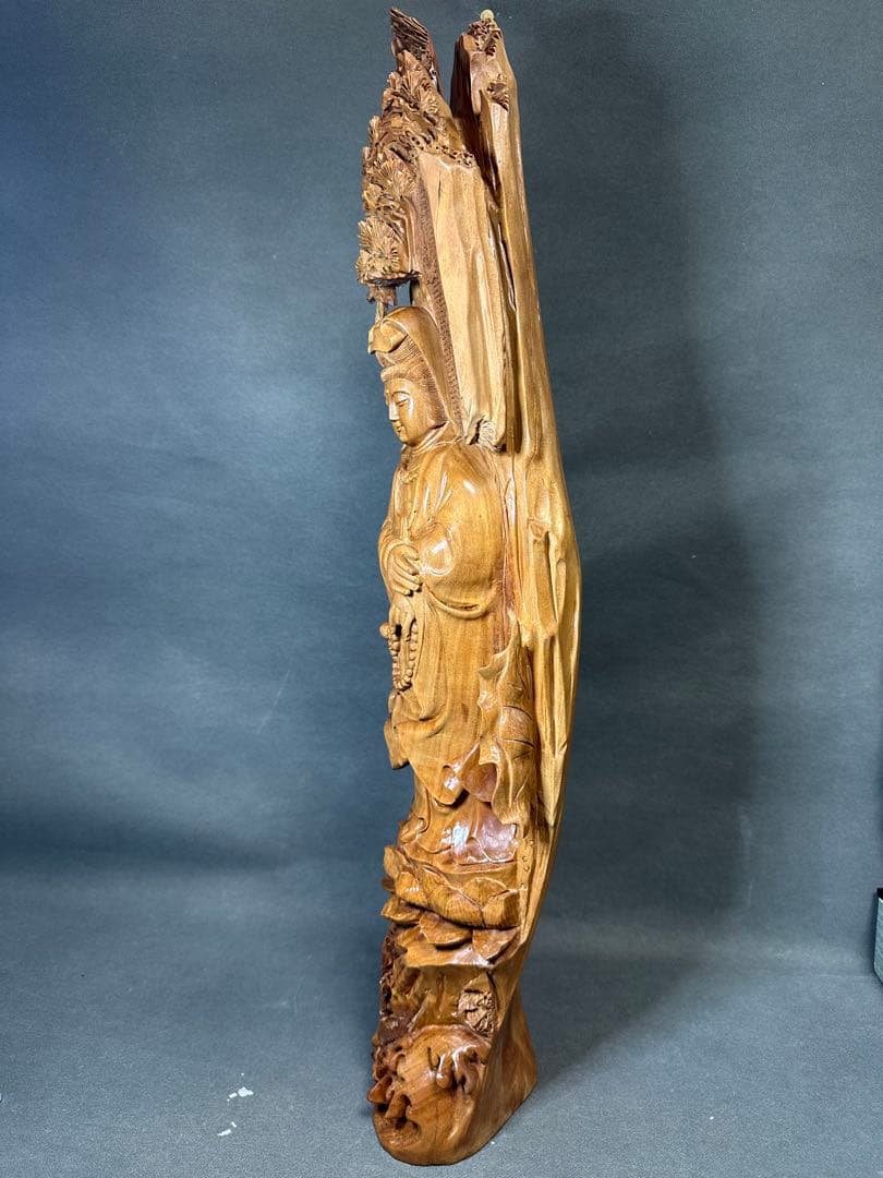 白檀　観音　木彫り　仏教美術　仏像 骨董 仏教　密教　置物アンティーク