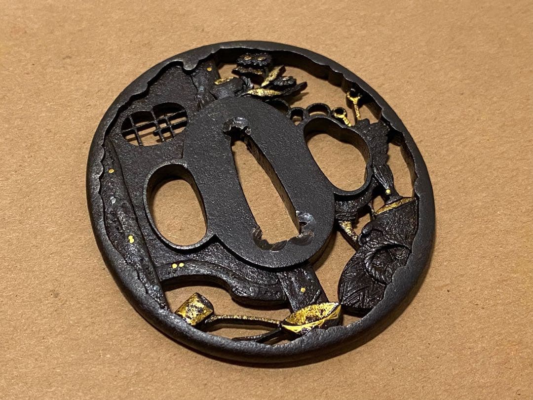 刀装具　鉄鍔　鐔　② 武具　刀