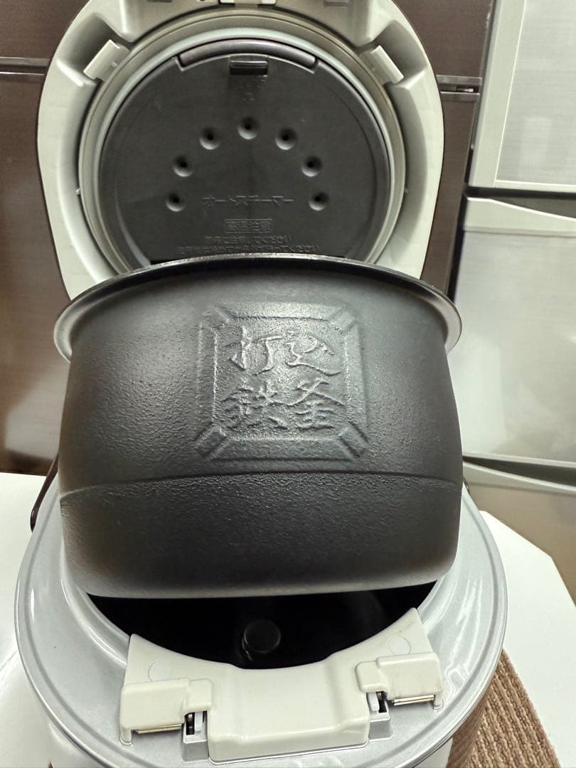 日立IHジャー炊飯器RZ-VW3000M