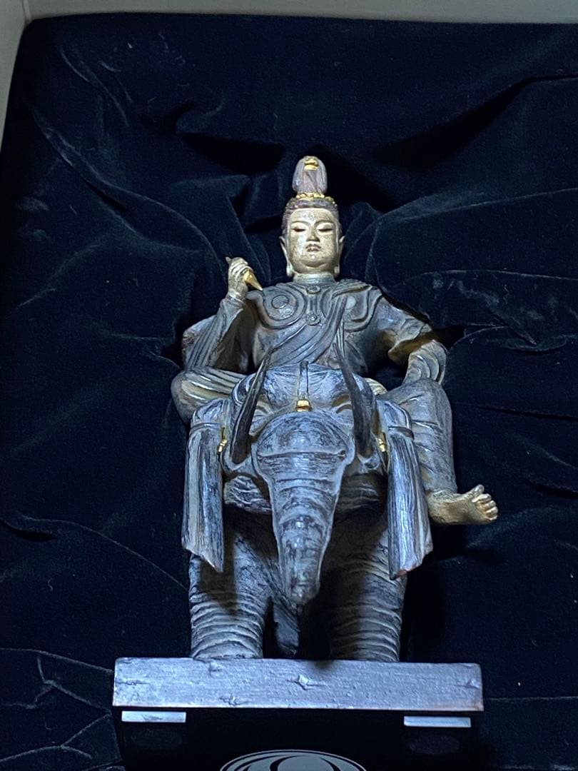 イスム　イᏚム　帝釈天騎象像