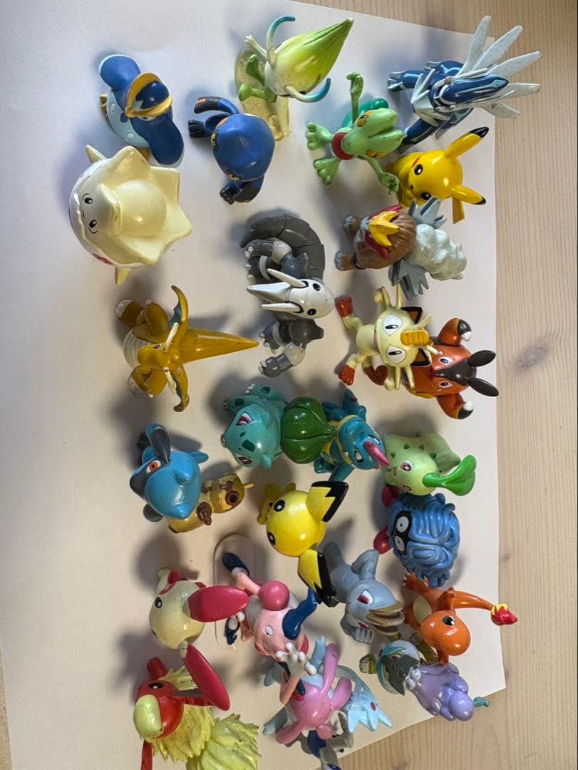 ポケモン　フィギュア　モンコレ　TOMY