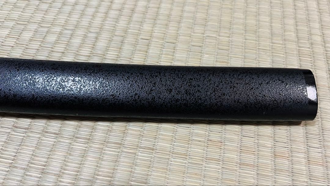 模造刀 雲龍拵え 互の目刃文 石目鞘 透かし鍔 大刀 黒刀 250504-1