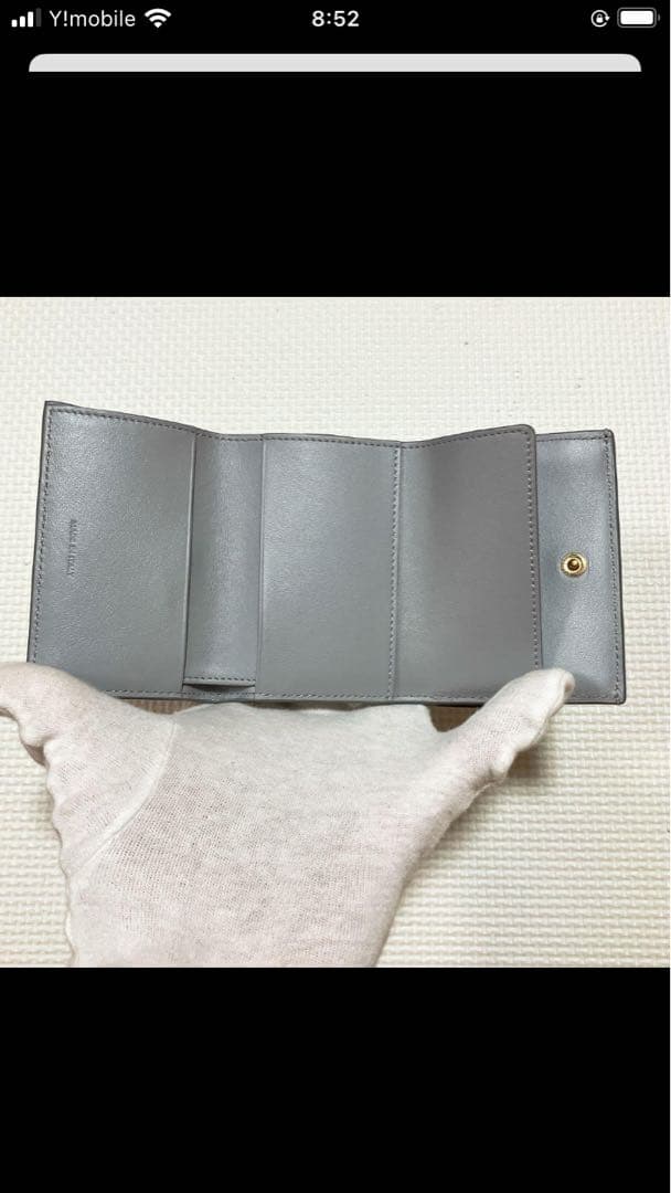 未使用　CELINE セリーヌ　レザートリフォールドウォレット　グレー　袋付き