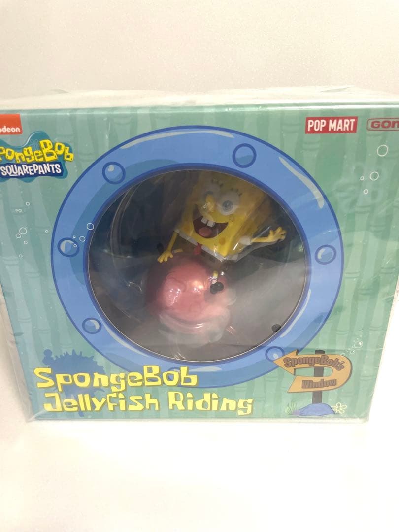 スポンジボブ　ポップマート　フィギュア　popmart 壁掛け