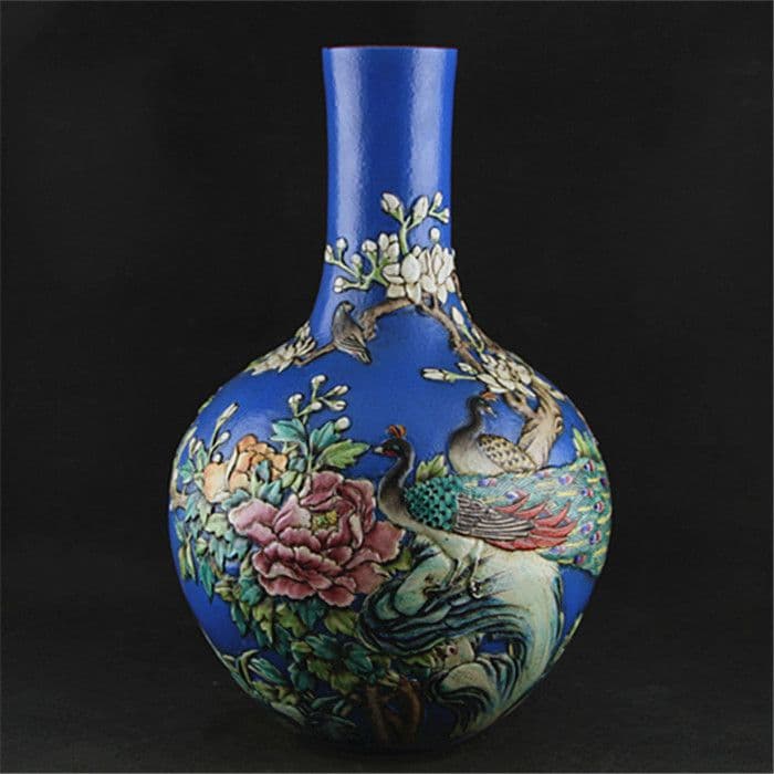 清乾隆帝浮彫藍釉粉彩花鳥天球瓶 景徳鎮 陶磁器 装飾品 現代工芸品 美術品 置物