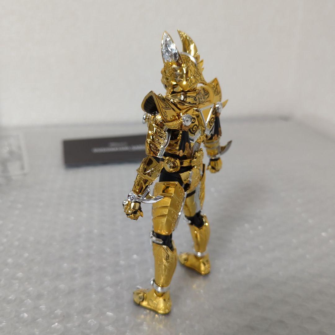 【希少・美品】S.H.フィギュアーツ 黄金騎士ガロ 冴島雷牙 真骨彫製法 牙狼