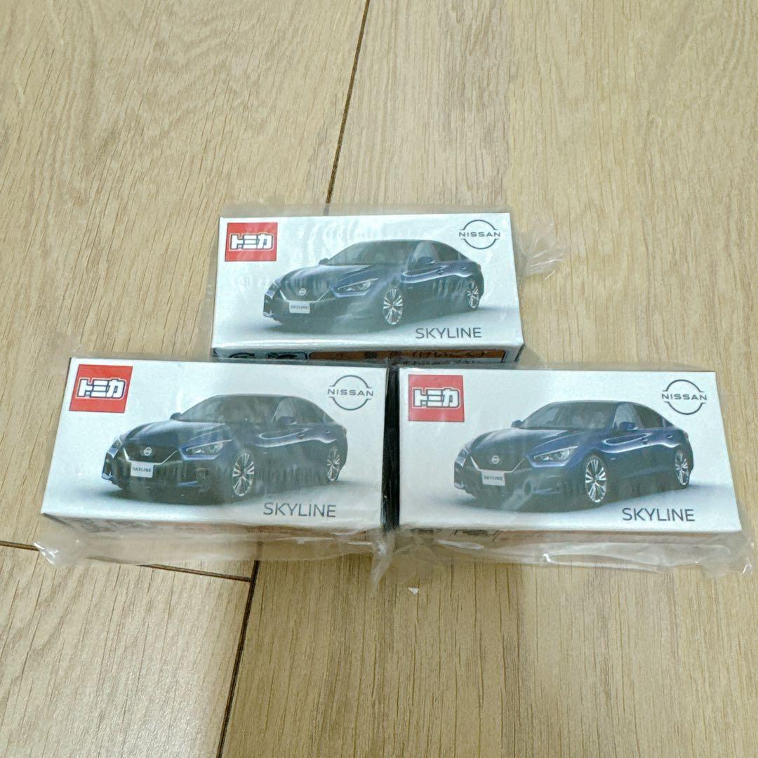トミカ 日産オンライン　限定 スカイライン (ディープオーシャンブルー) V37