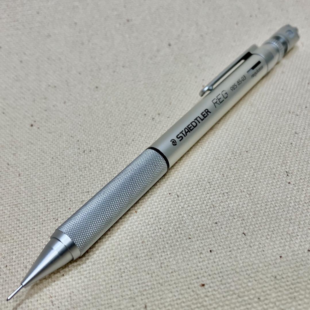 ステッドラー　旧REG 0.3 mm×２本、0.5mm、0.7mm　計4本セット