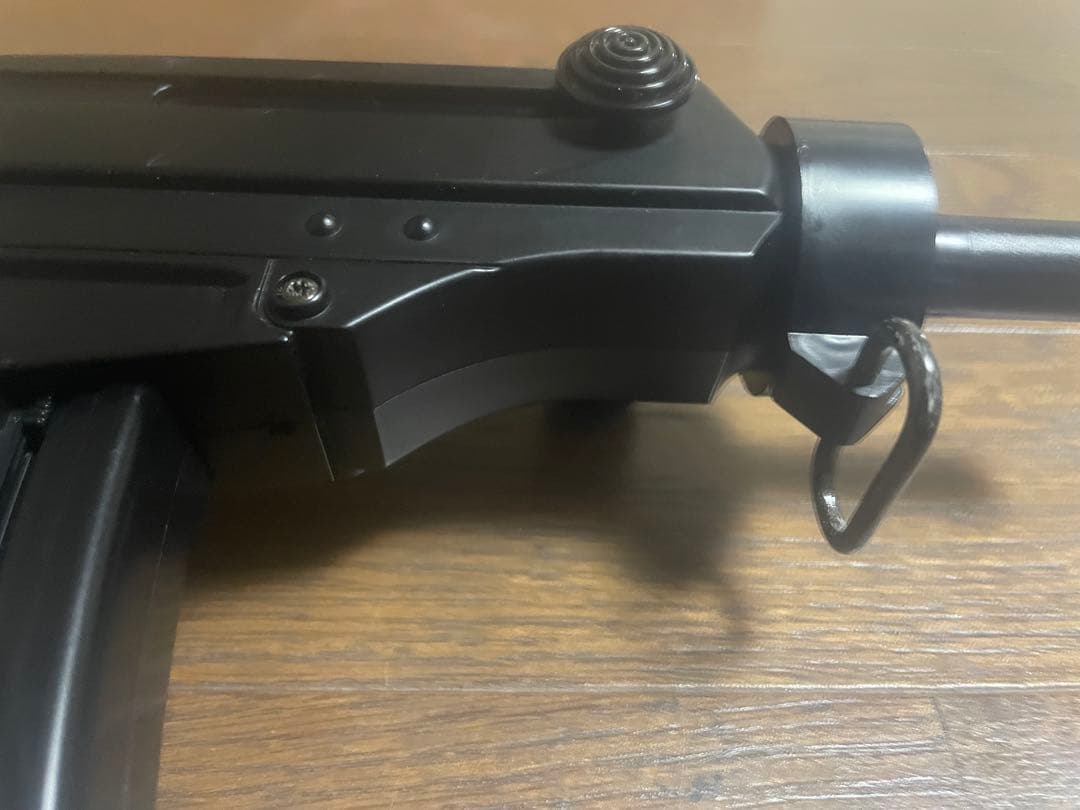 東京マルイ 　V-61 スコーピオン 予備マガジン付き　エアコキ