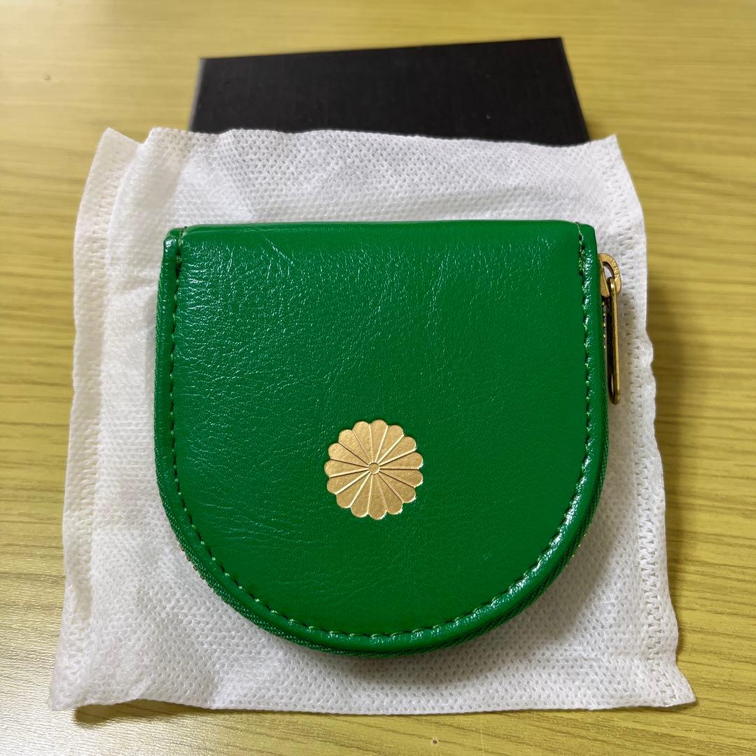 皇居　ケース