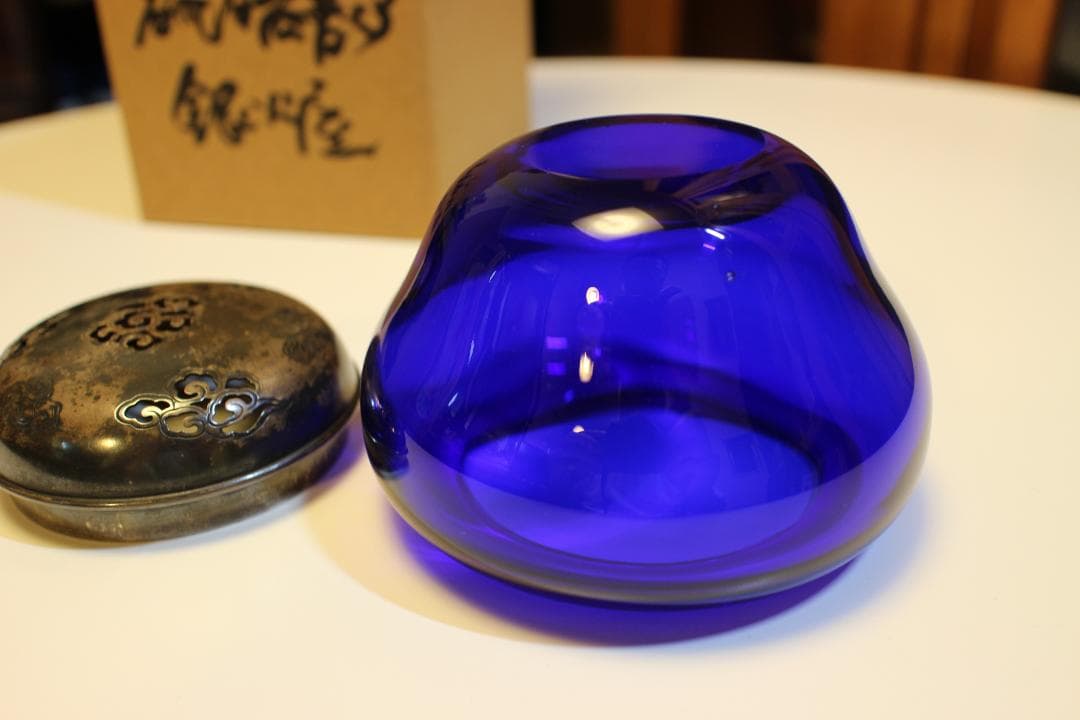 純銀火屋瑠璃香炉　青色ガラス容器 金属蓋付き