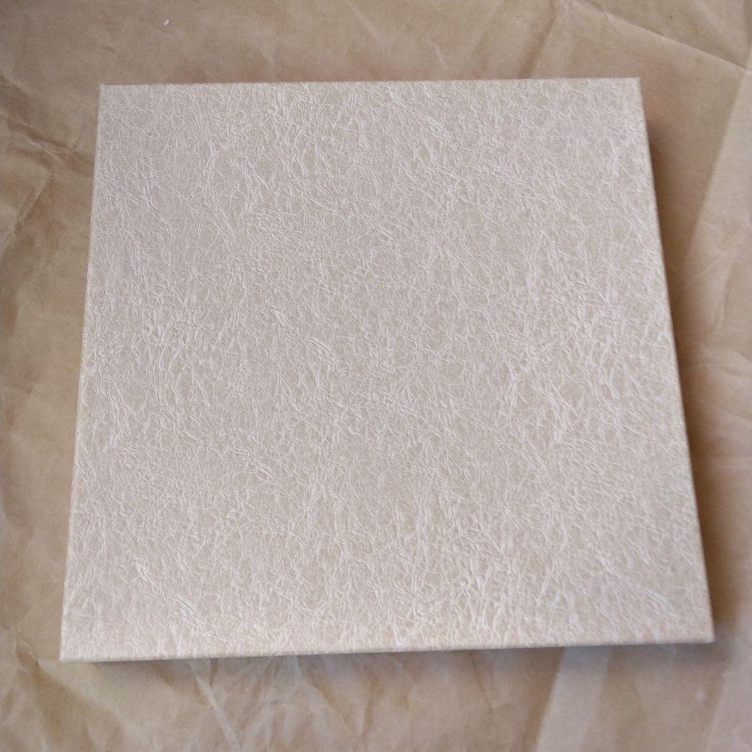 山中塗　要明研二　80 丸会席　サフラン　盆