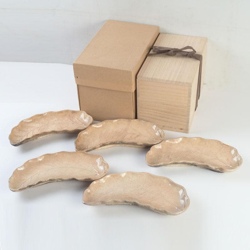 萩焼　十一代　坂高麗左衛門（韓峯）作　葉形　銘々皿　五客　時代箱　V　9500