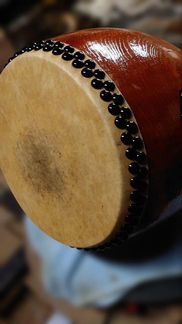 しんページ。ケヤキくり抜き和太鼓