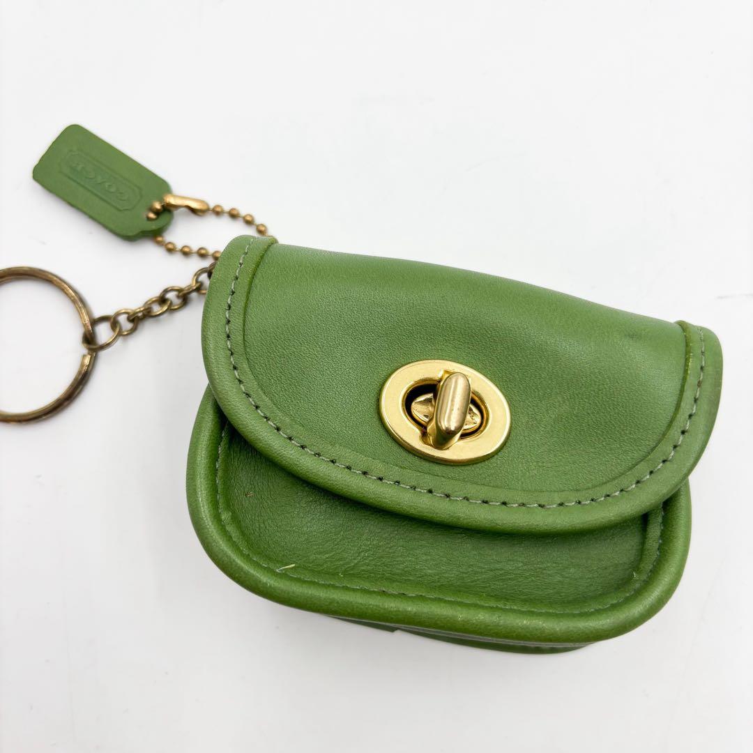 激レア✨ コーチ　ケース キーホルダー ターンロック オールド　グリーン