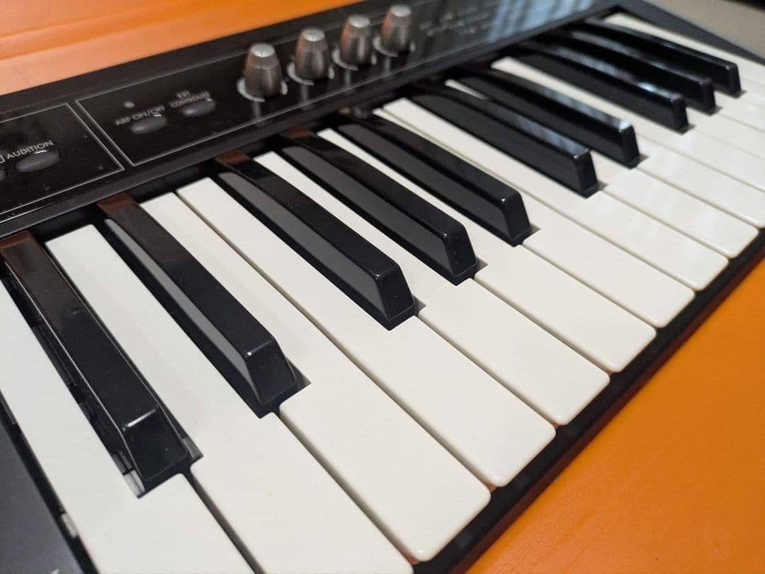 送料込【完動・美品】KORG MICROX シンセサイザー コルグ