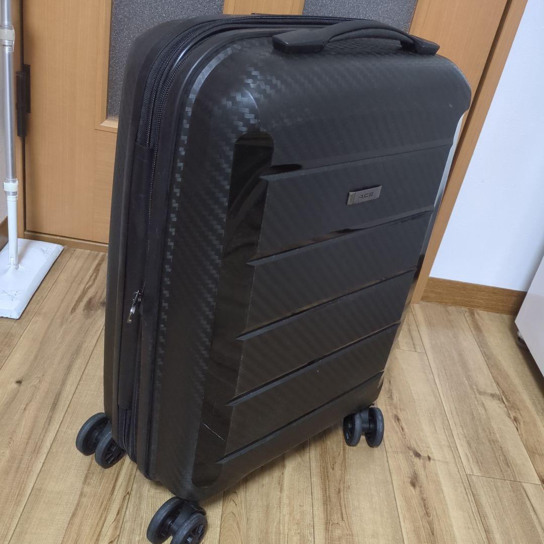 ACE ブラック キャリーケース TSAロック付き