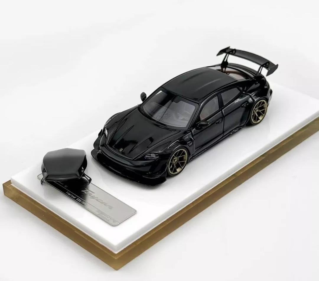 404 YMモデル 1/64 ポルシェ タイカン ゼファー ブラック