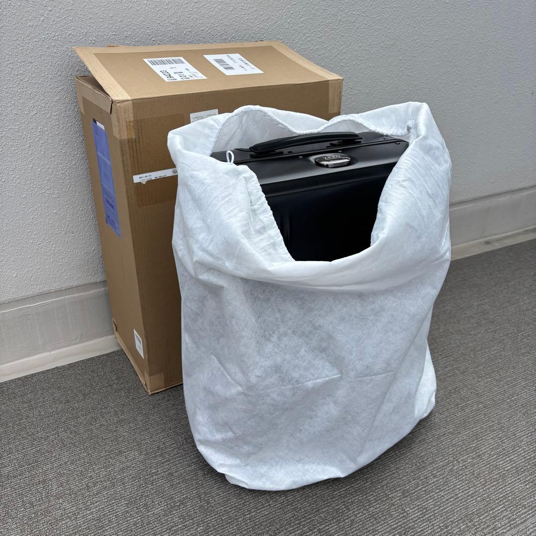新品 ゼロハリバートン アルミ スーツケース ブラック 39L ①