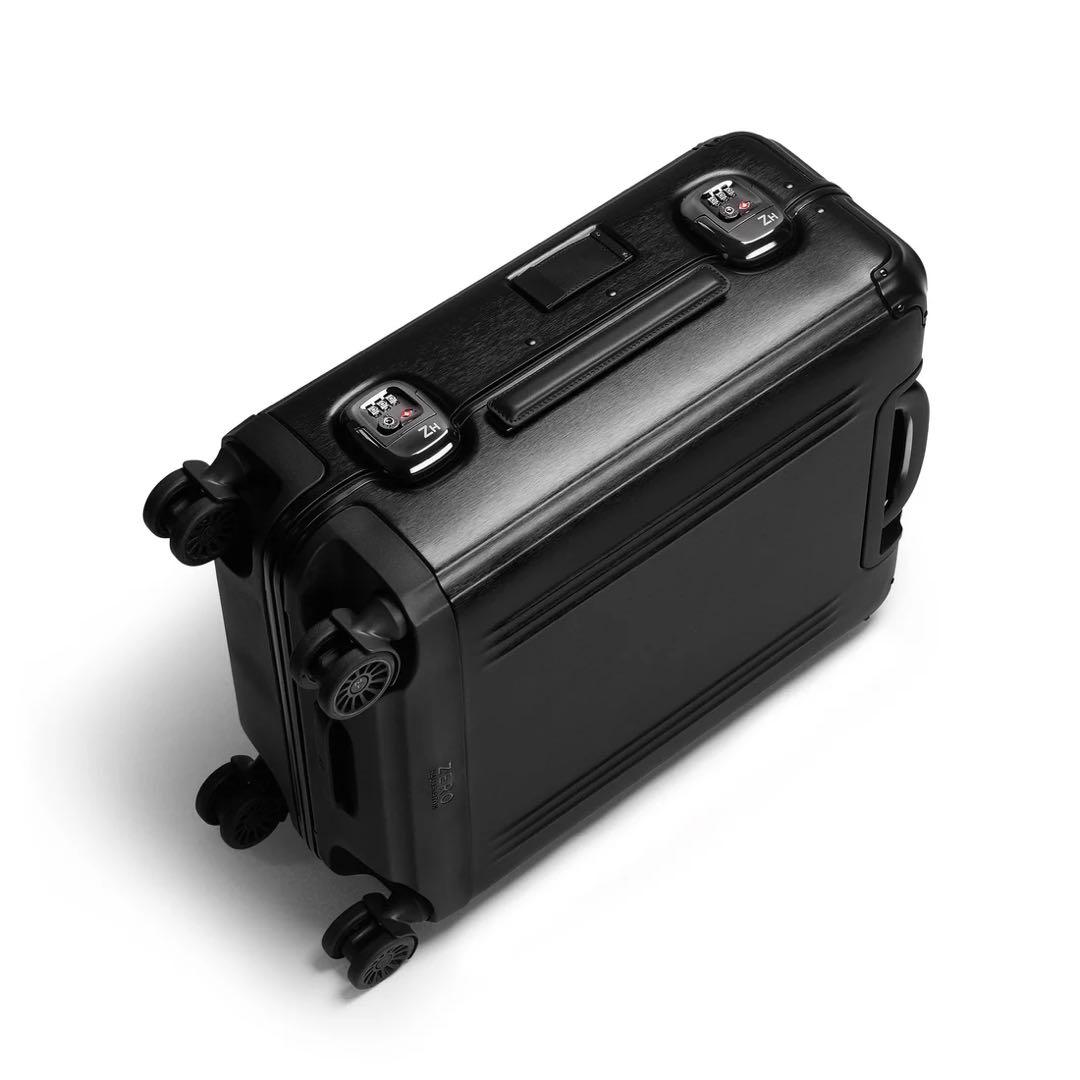 新品 ゼロハリバートン アルミ スーツケース ブラック 39L ①
