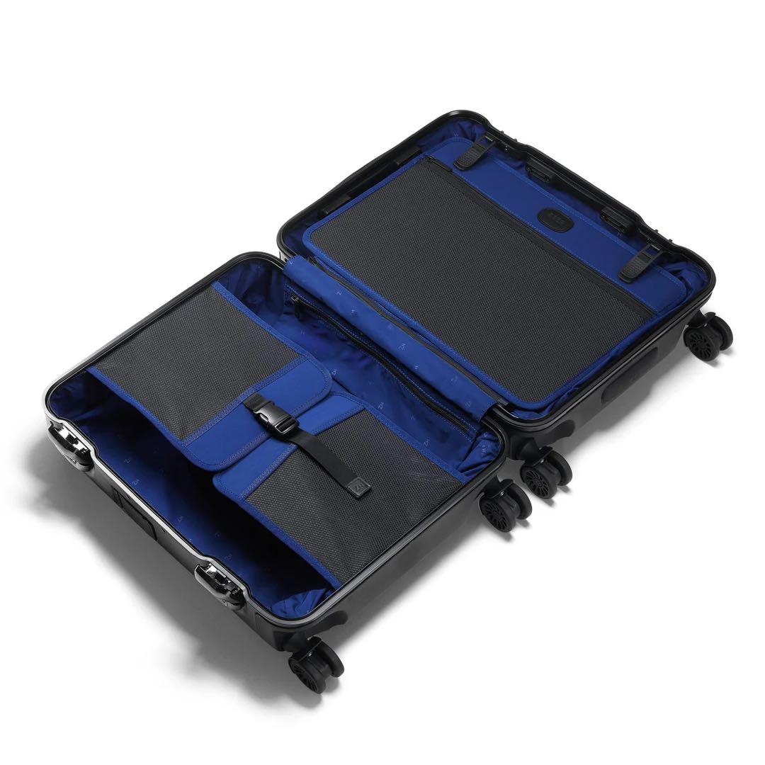 新品 ゼロハリバートン アルミ スーツケース ブラック 39L ①