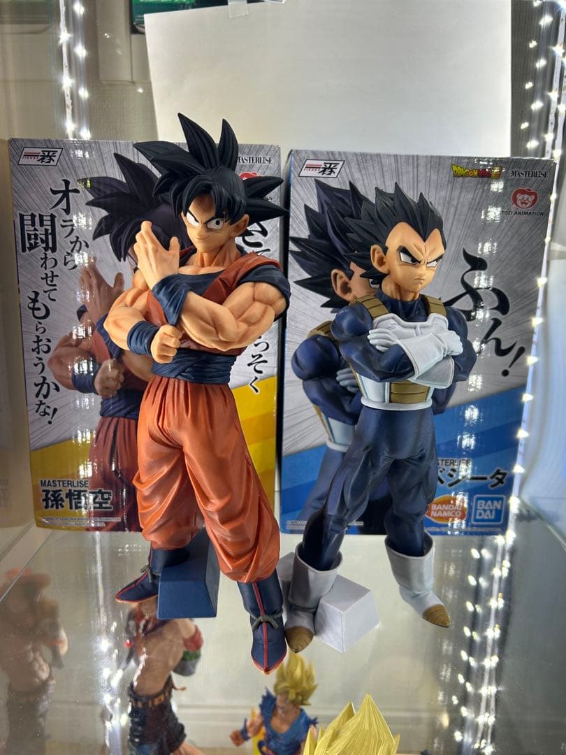 ドラゴンボール　strong chains 一番くじ　悟空　ベジータ　フィギュア