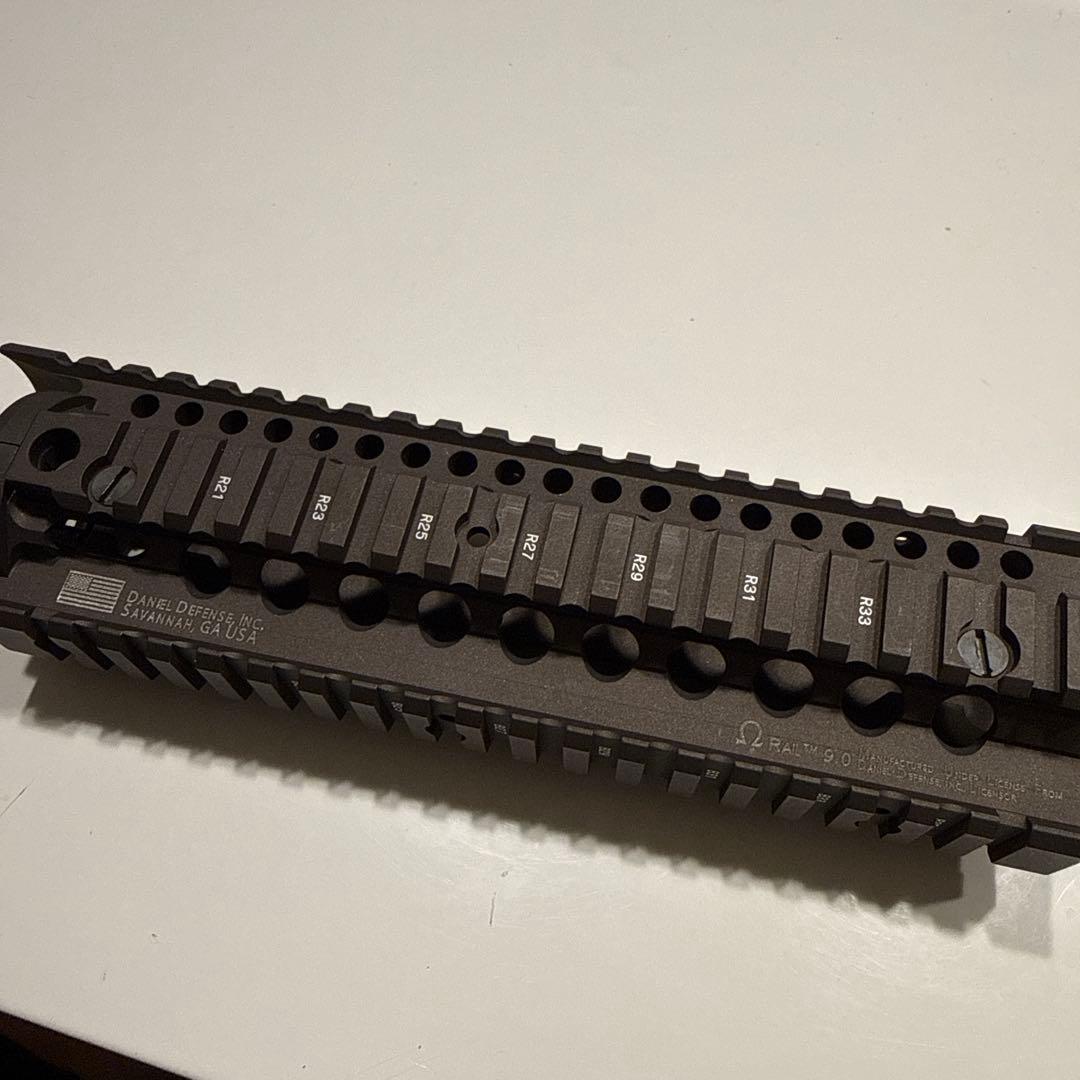 Daniel Defenseタイプ　ハンドガード