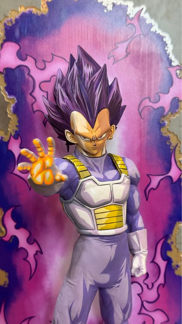 ドラゴンボール ベジータフィギュア紫台座付き