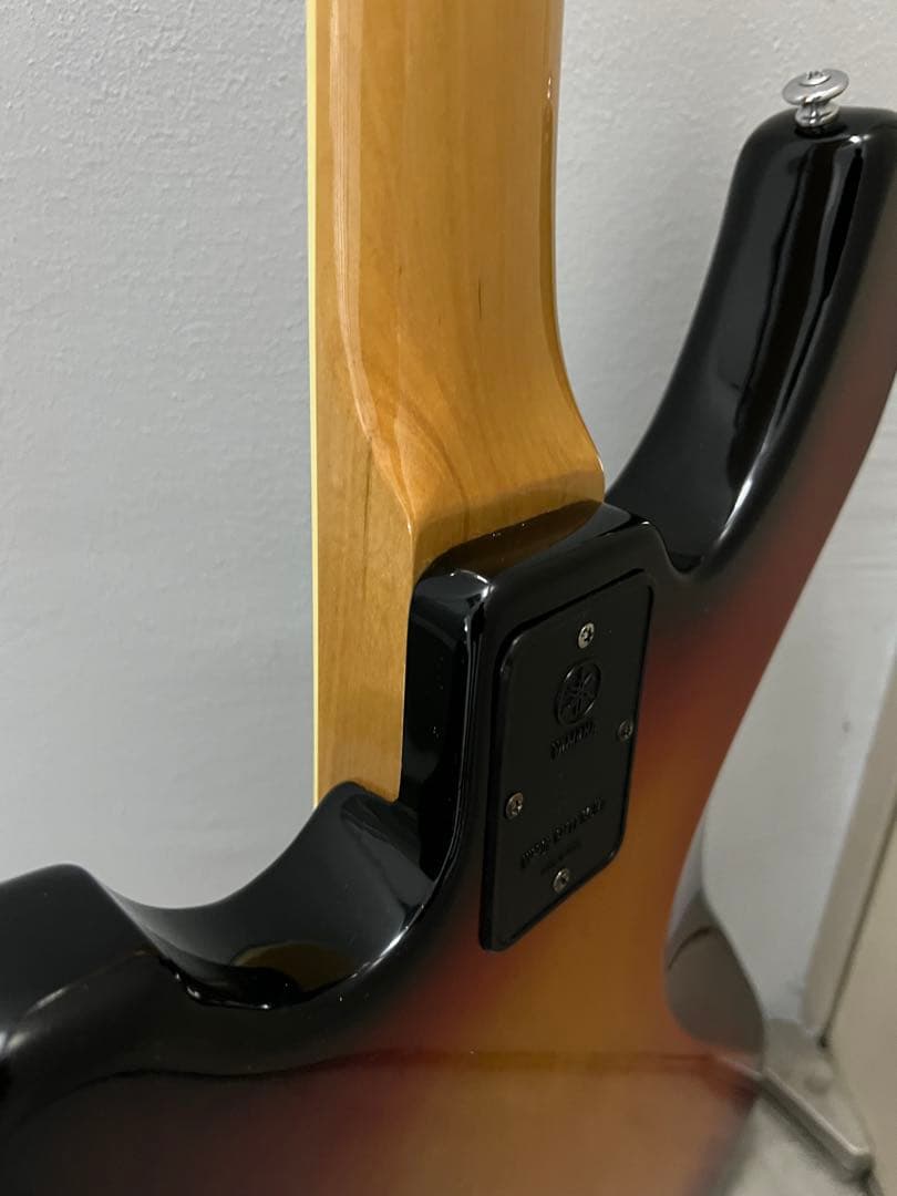 YAMAHA SB-75 エレキベース