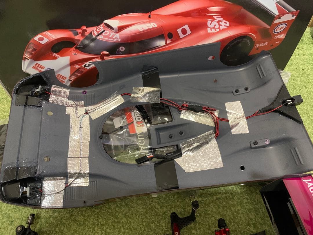 京商プラズマLM、ジャガー、サーボ、カスタムカーボン、スペア部品付き