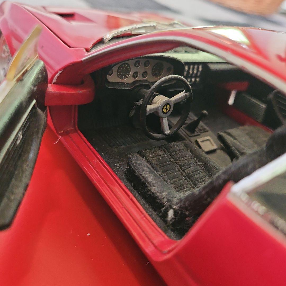 １/18 Ferrari　365gtb/4 廃盤希少モデル　ホットウィール製