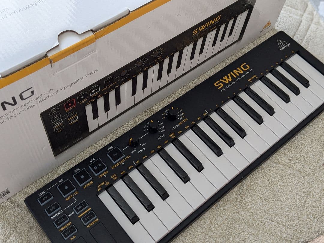 ベリンガー　SWING 25キー MIDIキーボード