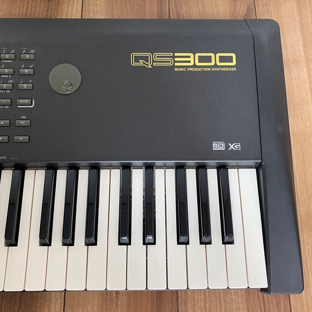 YAMAHAヤマハ QS300 シンセサイザー