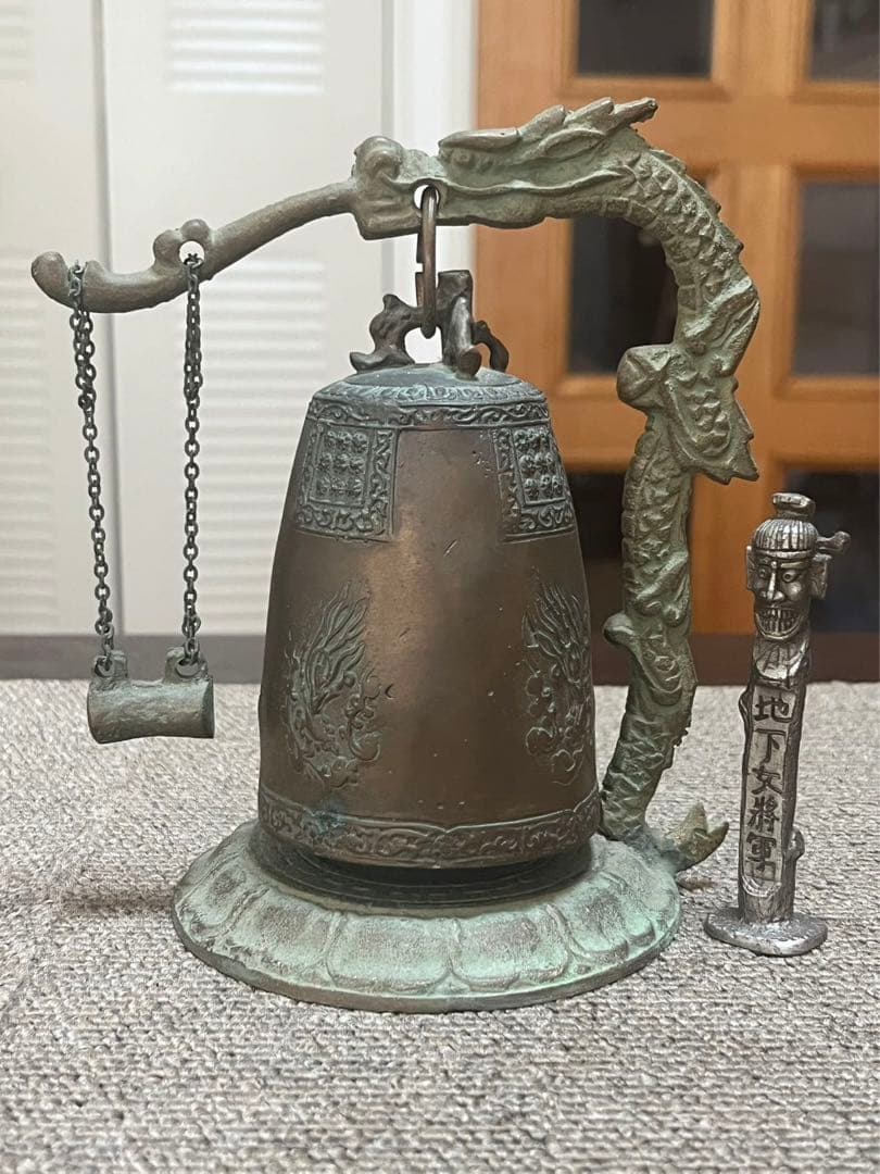 地下女将軍　龍 鐘撞 釣鐘 吊鐘 鐘 置物 金属工芸 時代物 骨董