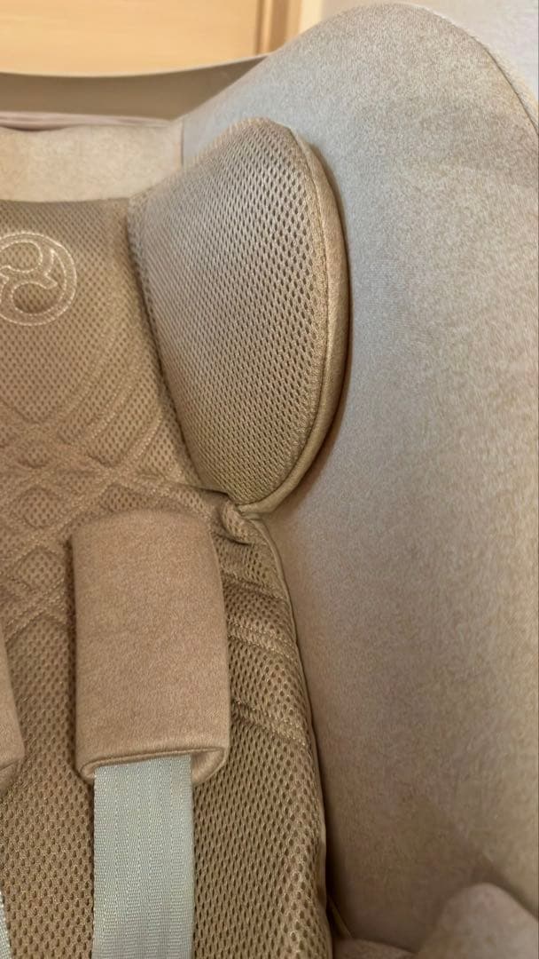 サイベックスCybex Cloud T i-Size ベージュ　＋ベースTセット