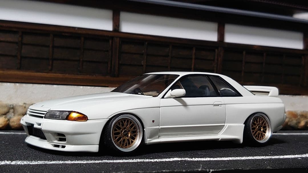 1/24 タミヤ スカイライン r32 完成品