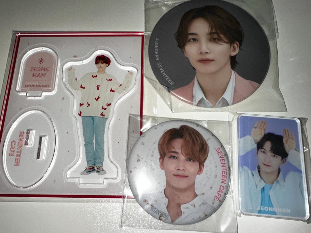 SEVENTEEN セブチ 缶バッジ アクスタ アクキー マグネット