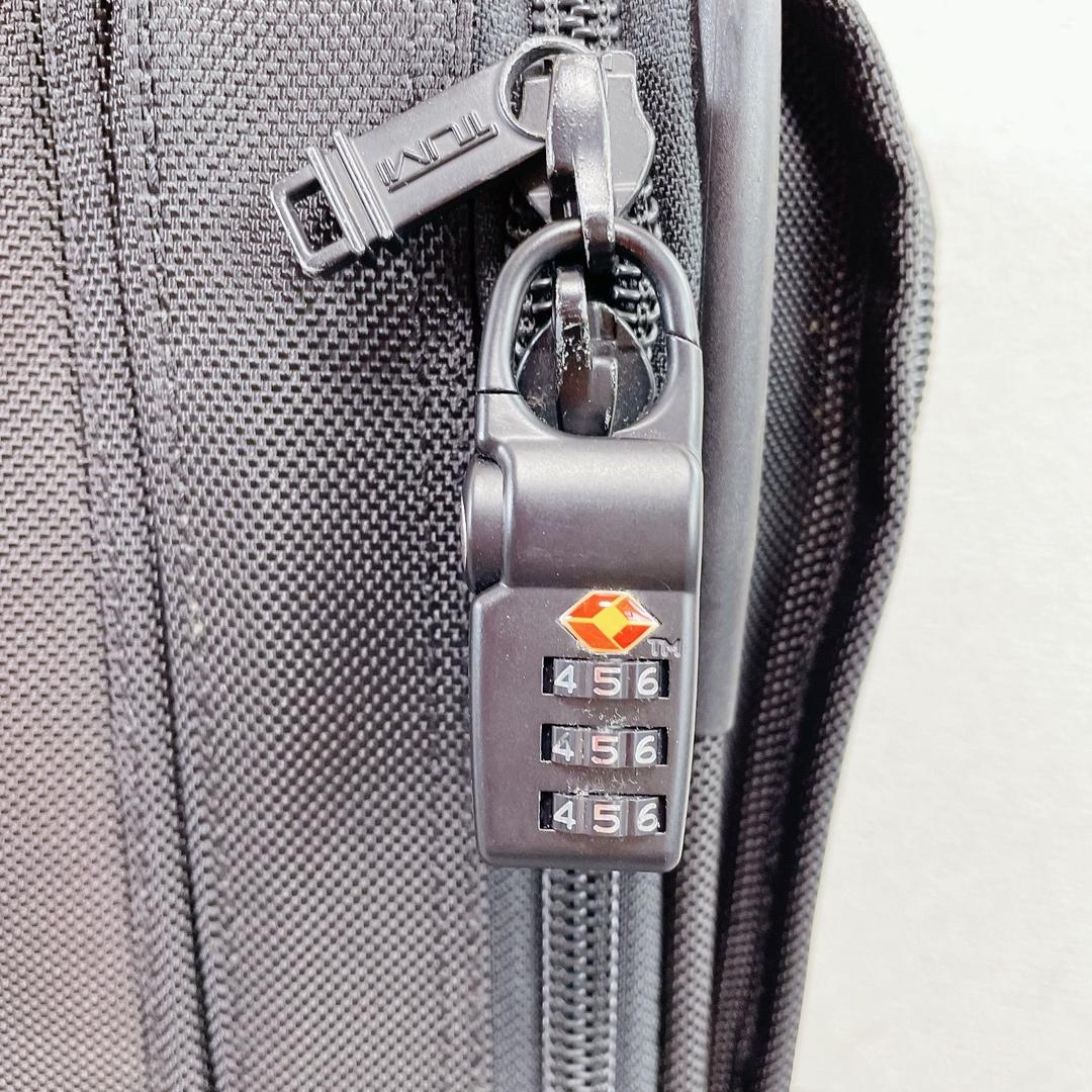 TUMI 22インチ キャリーケース ソフト 機内持ち込みサイズ 22022DH