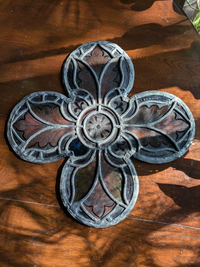 幸運の四つ葉の花文 アンティーク ステンドグラス 教会 クリスマス キリスト