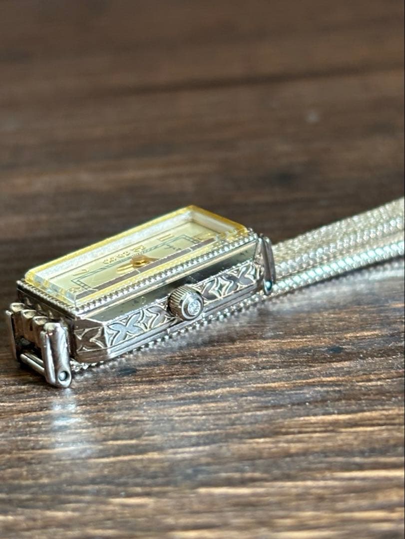 【デーゴ】ageteアガット アンティーク 時計 小傷、変色あり 電池切れ