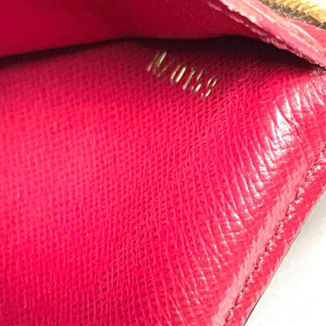 ルイヴィトン ポルトフォイユ・ヴィクトリーヌ モノグラム フューシャ