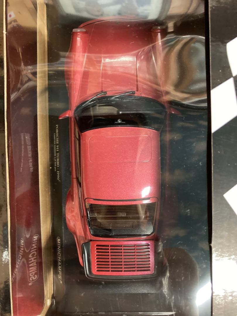 ミニチャンプス　ポルシェ911ターボ　1/18