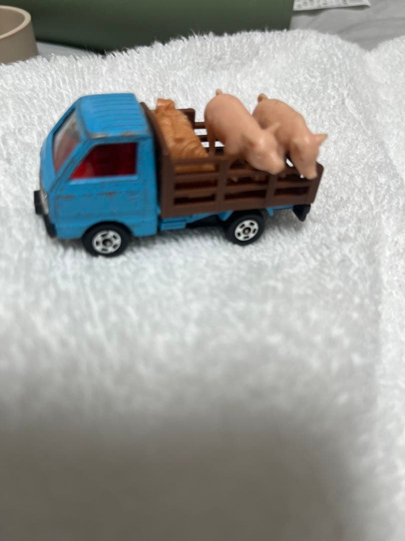 限定値下げTOMY 1/55 スズキ キャリィ 家畜運搬車（トミカ No.39）