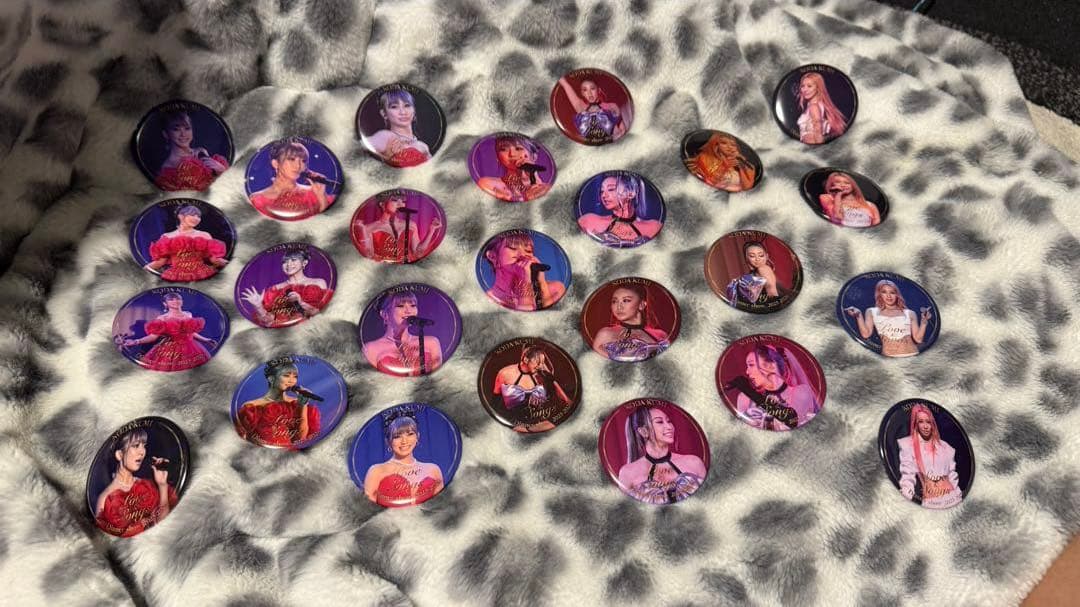 倖田來未　缶バッジ コンプリート