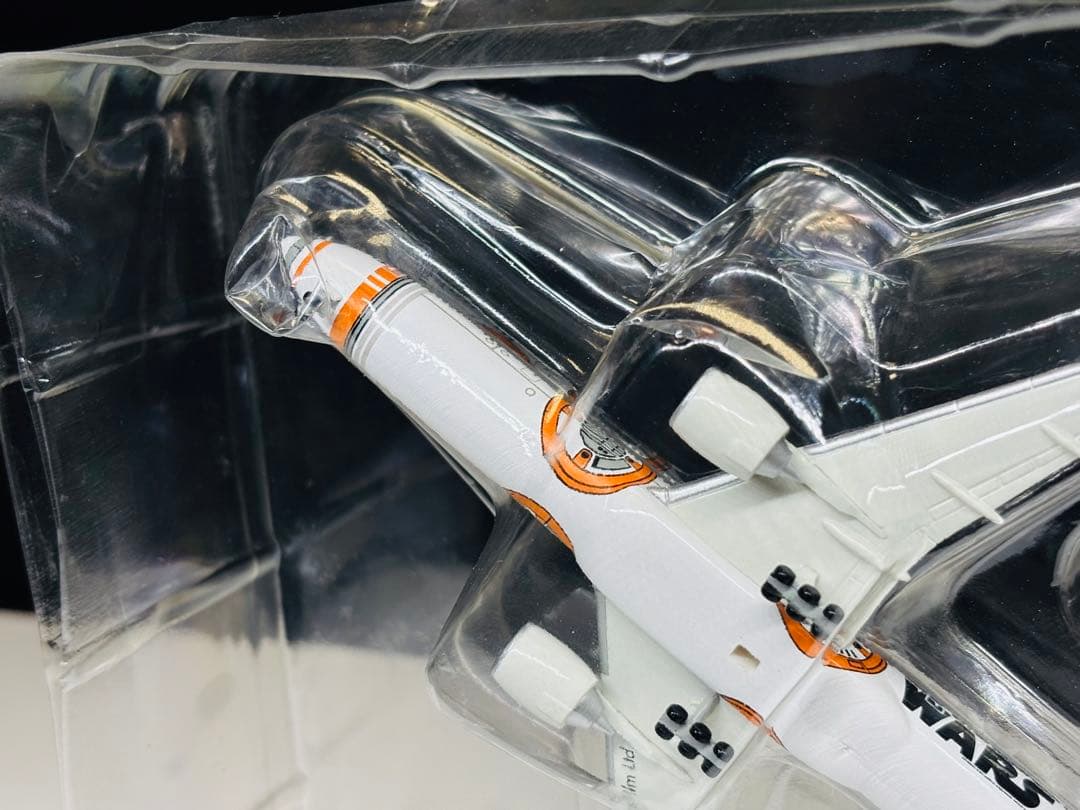 ANA B777スターウォーズ ジェットBB-8