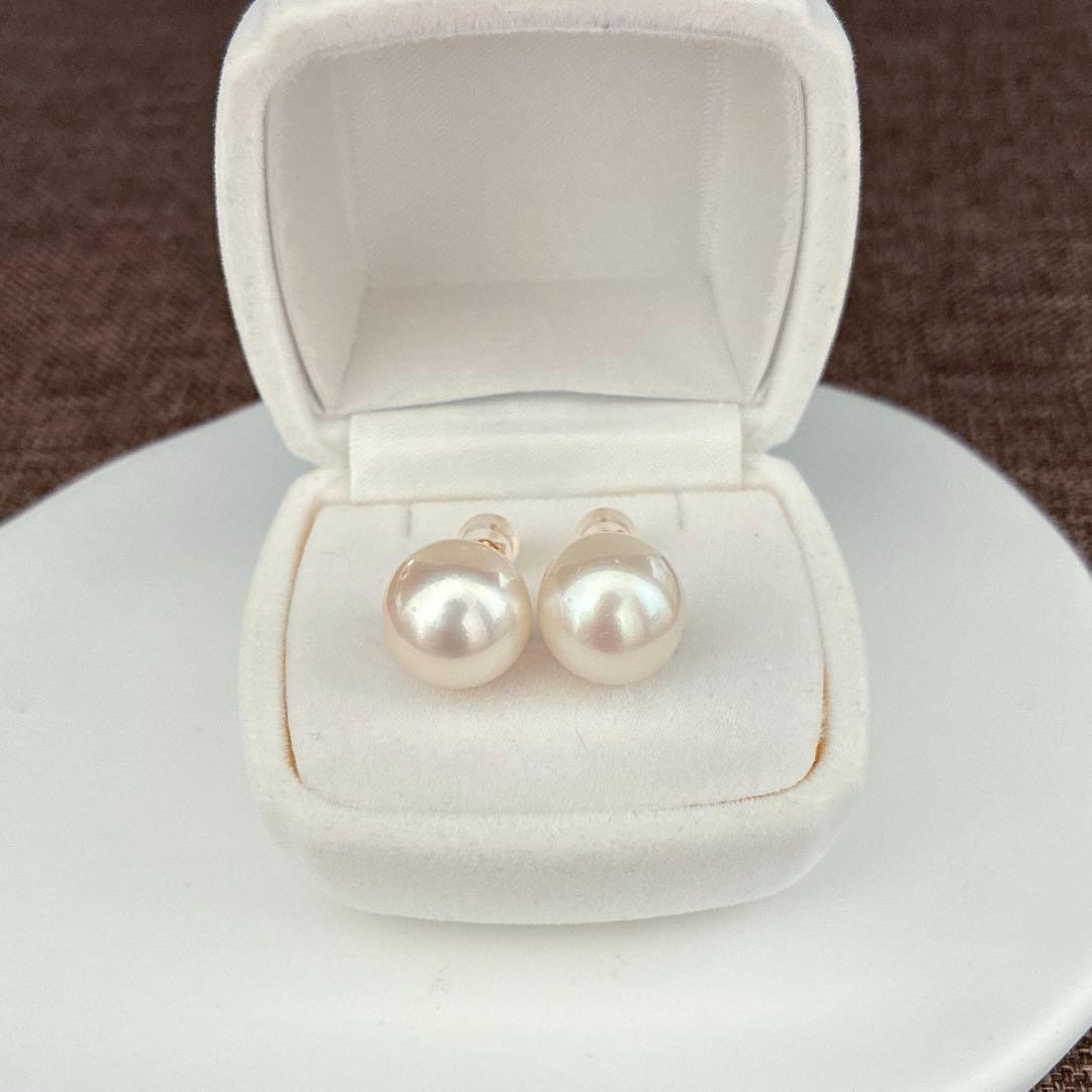 南洋白蝶真珠ピアス新品未使用ケース付き