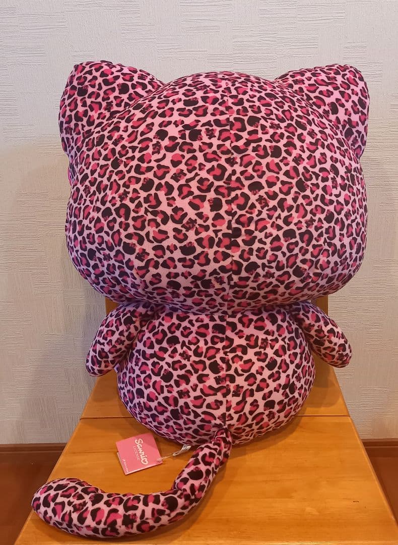 希少☆　ハローキティ　2008年　ヒョウ柄　ピンク　ぬいぐるみ　特大　2L　新品