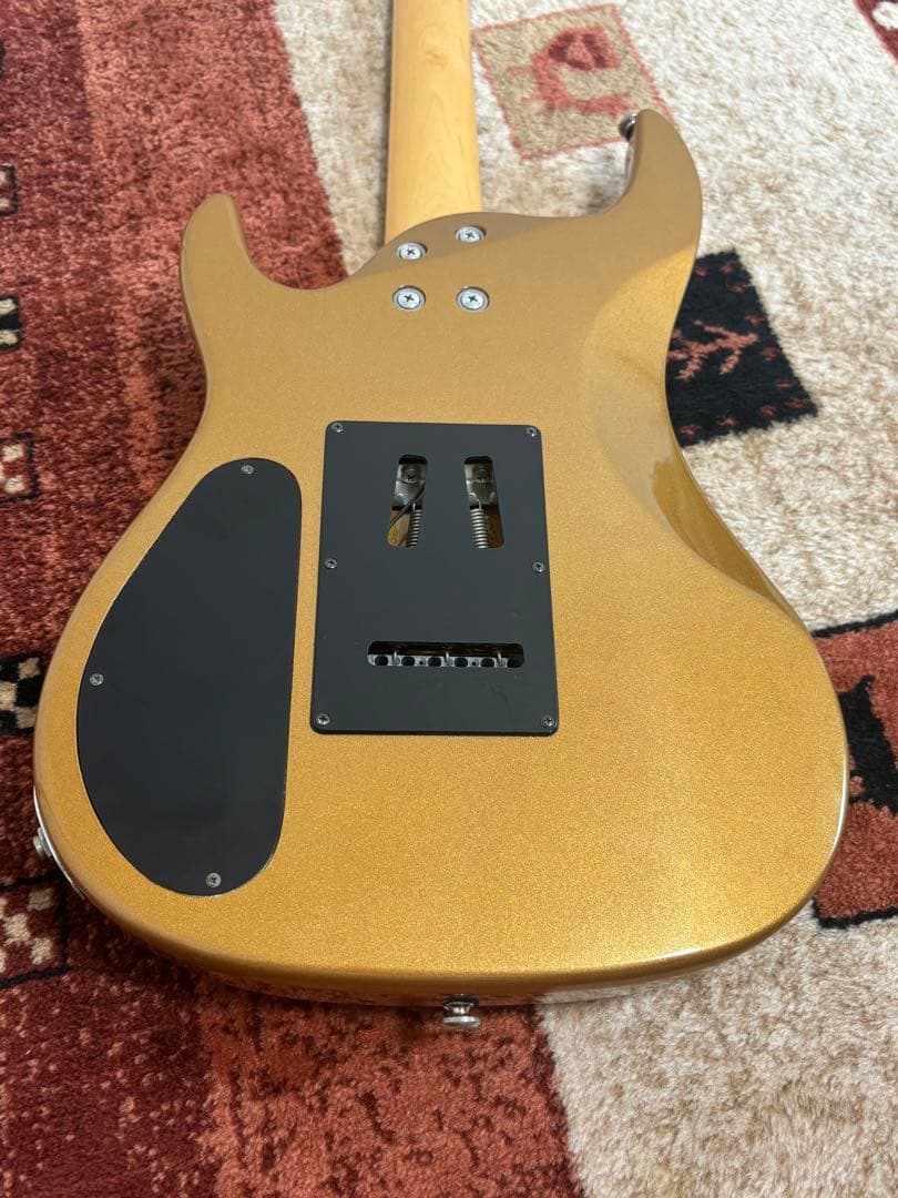 ARIA PRO II MAGNA SERIES エレキギター ゴールド