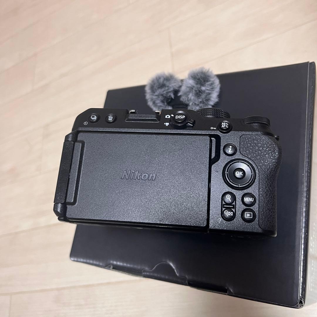 【ショット数554】Nikon Z 30 DX16-50 kit/レンズ保護付