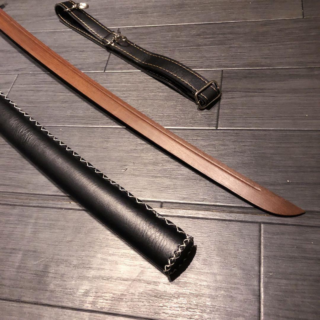 希少品　高級模造刀　ローズウッド　木刀　鞘付き木刀　拵え　高級居合刀　銀拵え